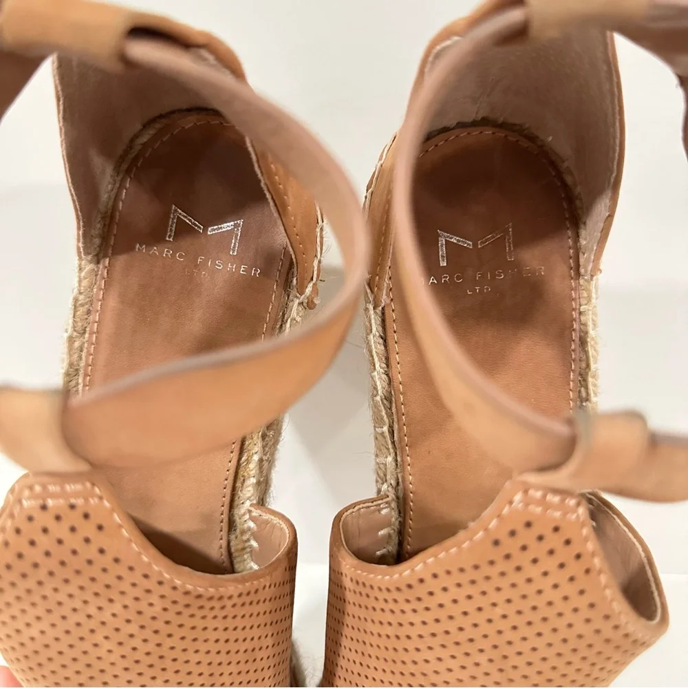 Marc Fisher Annie Perforated Wedge Platform Espadrille Blush Suede Size 8